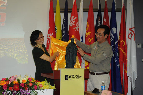 ���·��������򶫡���ţ����Ӫ���ܼ�������ͬΪ������Ļ