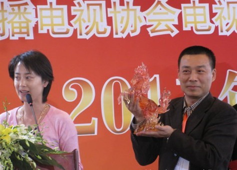 ������躸��᳤��ͬѧ�Ǵ�������Ӱ�Ӵ�ý����EMBA������ݹ���ίԱ����������