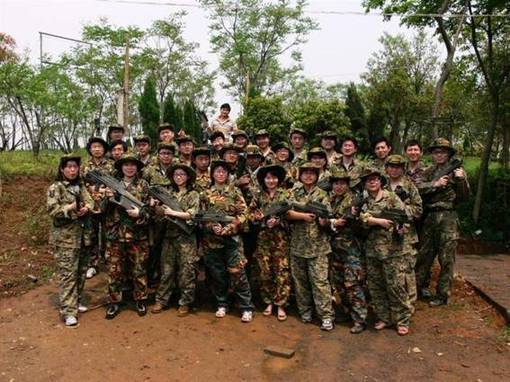 �人��ѧ�ٰ조MBA������չ�����